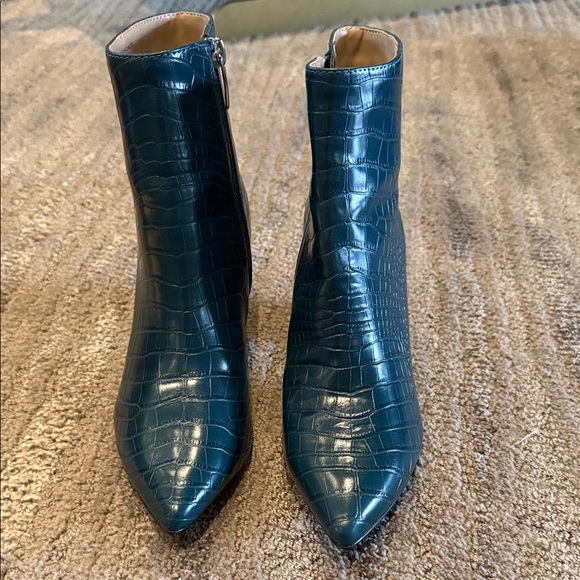 Steve Madden Nadalie Booties - Picture 1 of 6